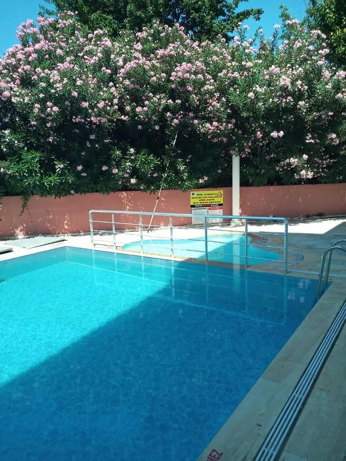 Selina Hotel Guzelcamli