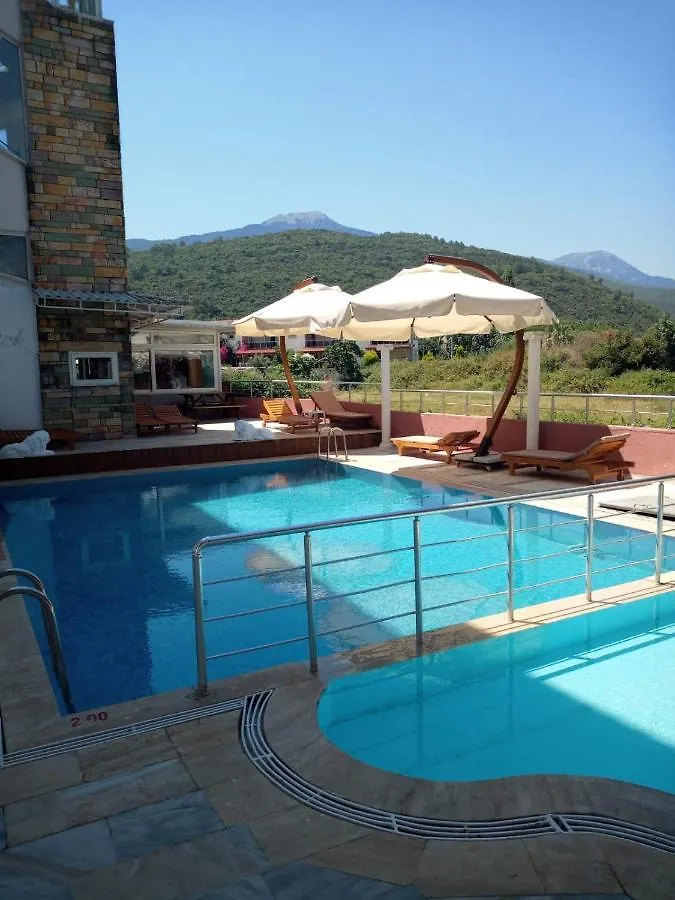 Selina Hotel Guzelcamli